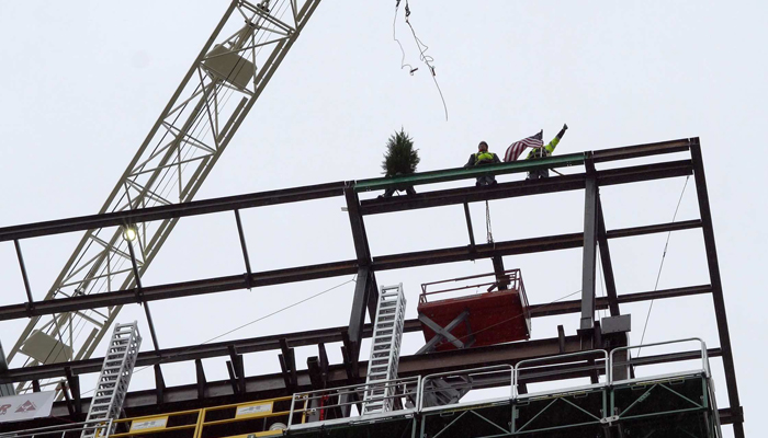 “Topping Out” Lexington Medical Center’s Clinical Expansion